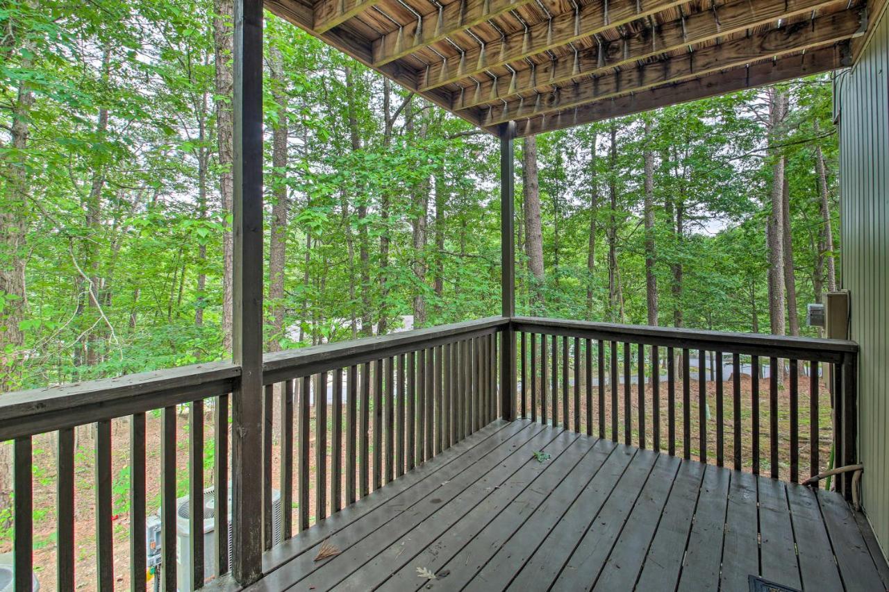 Hot Springs Village Retreat With Deck 3 Mi To Golf! Exteriér fotografie